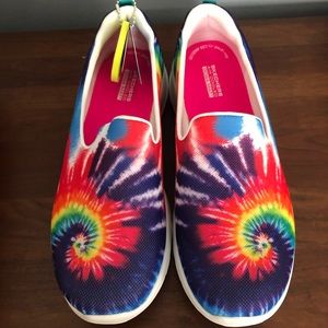 Skechers GoWalk Joy Fun Energy rainbow athletic shoes-New in box